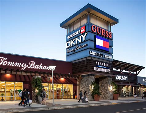 shoppremiumoutlets